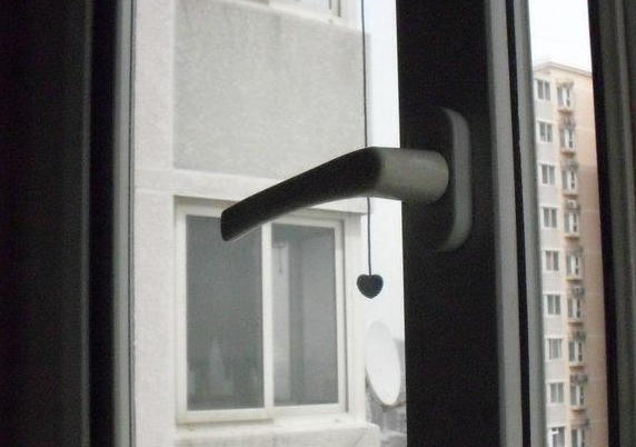 纱窗怎么拆卸-庐江人怎么拆卸家里的纱窗